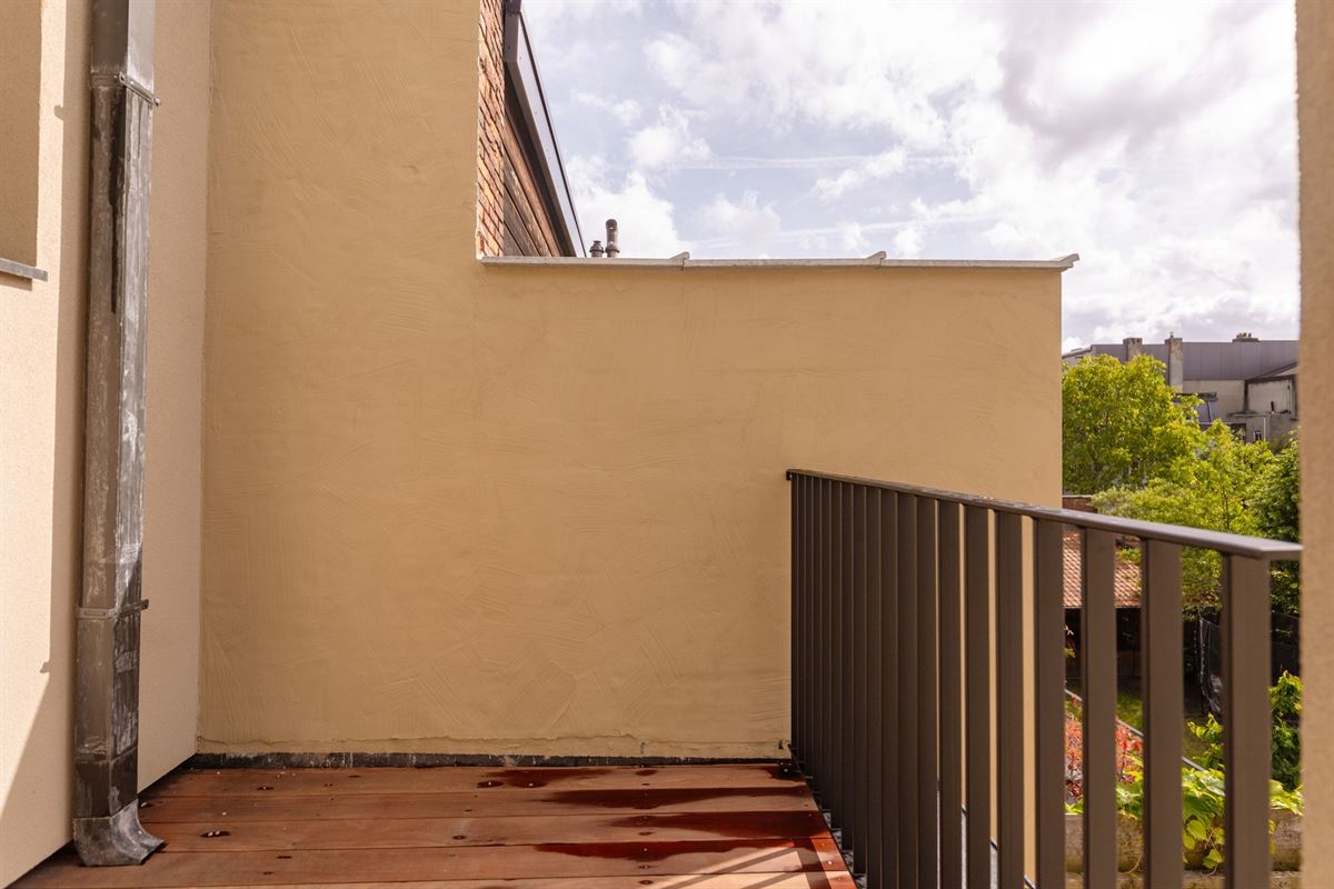 Energetisch gerenoveerd appartement met gezellig terras