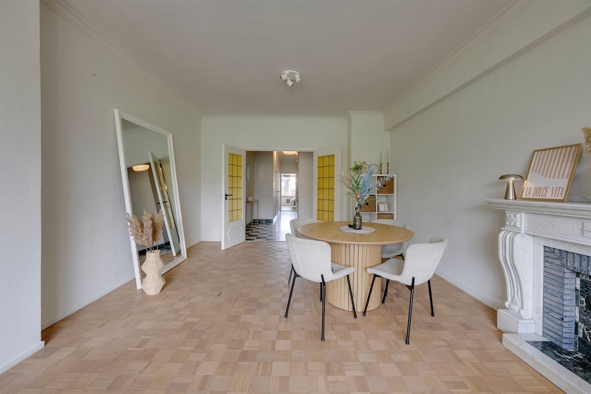 Stijlvol gerenoveerd stadsappartement met terras
