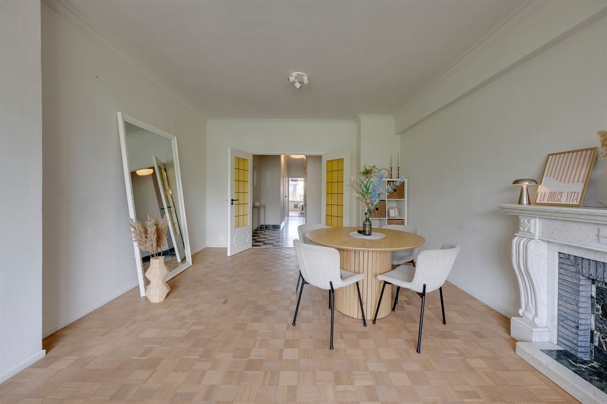 Stijlvol gerenoveerd stadsappartement met terras