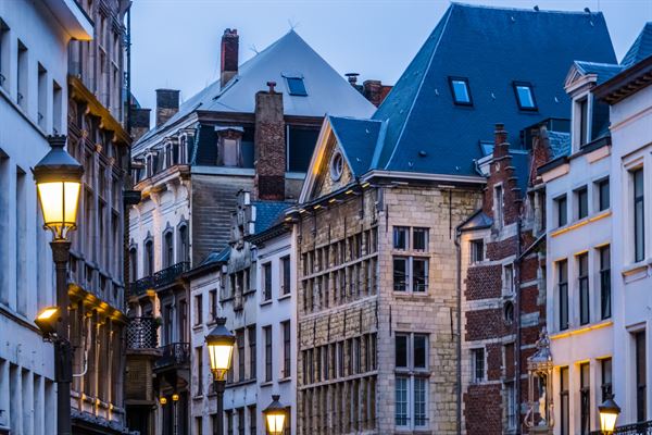Ruimtelijke studio met mezzanine op 't Zuid