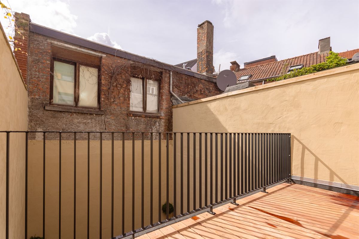 Energetisch gerenoveerd appartement met ruim terras