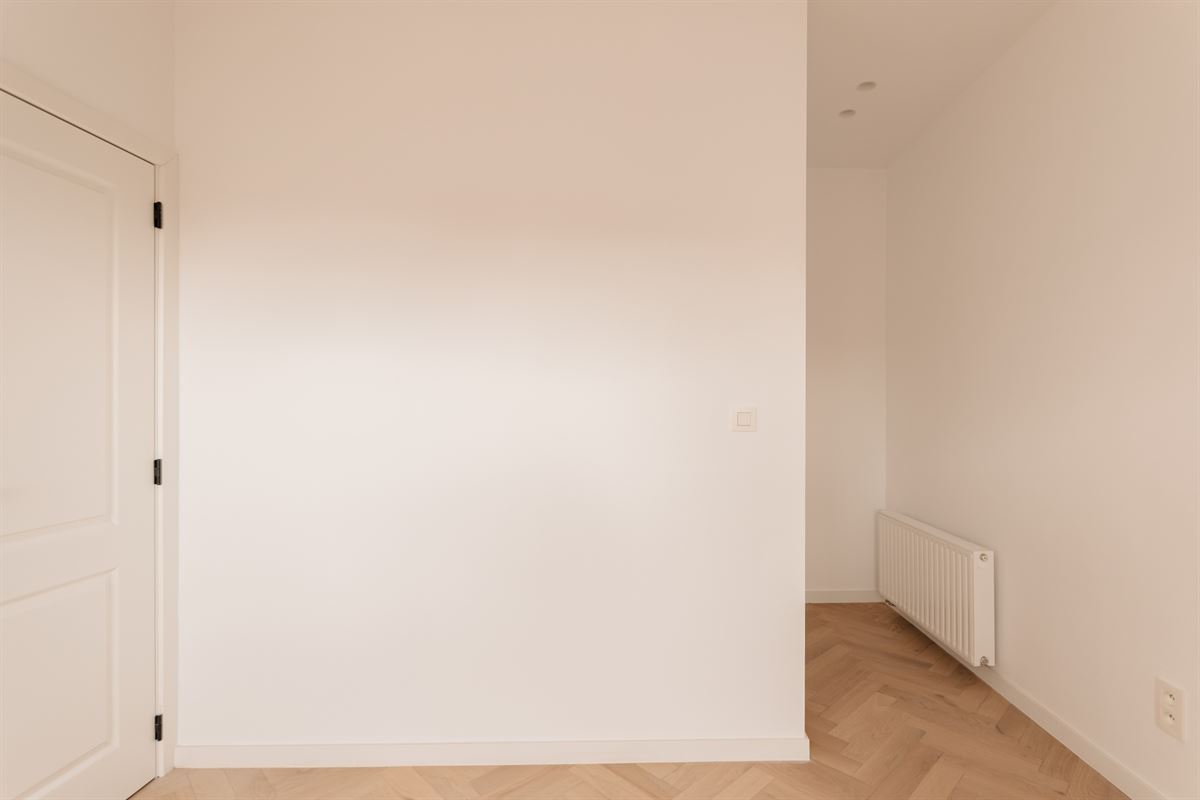 Gerenoveerd dakappartement met zonnig terras