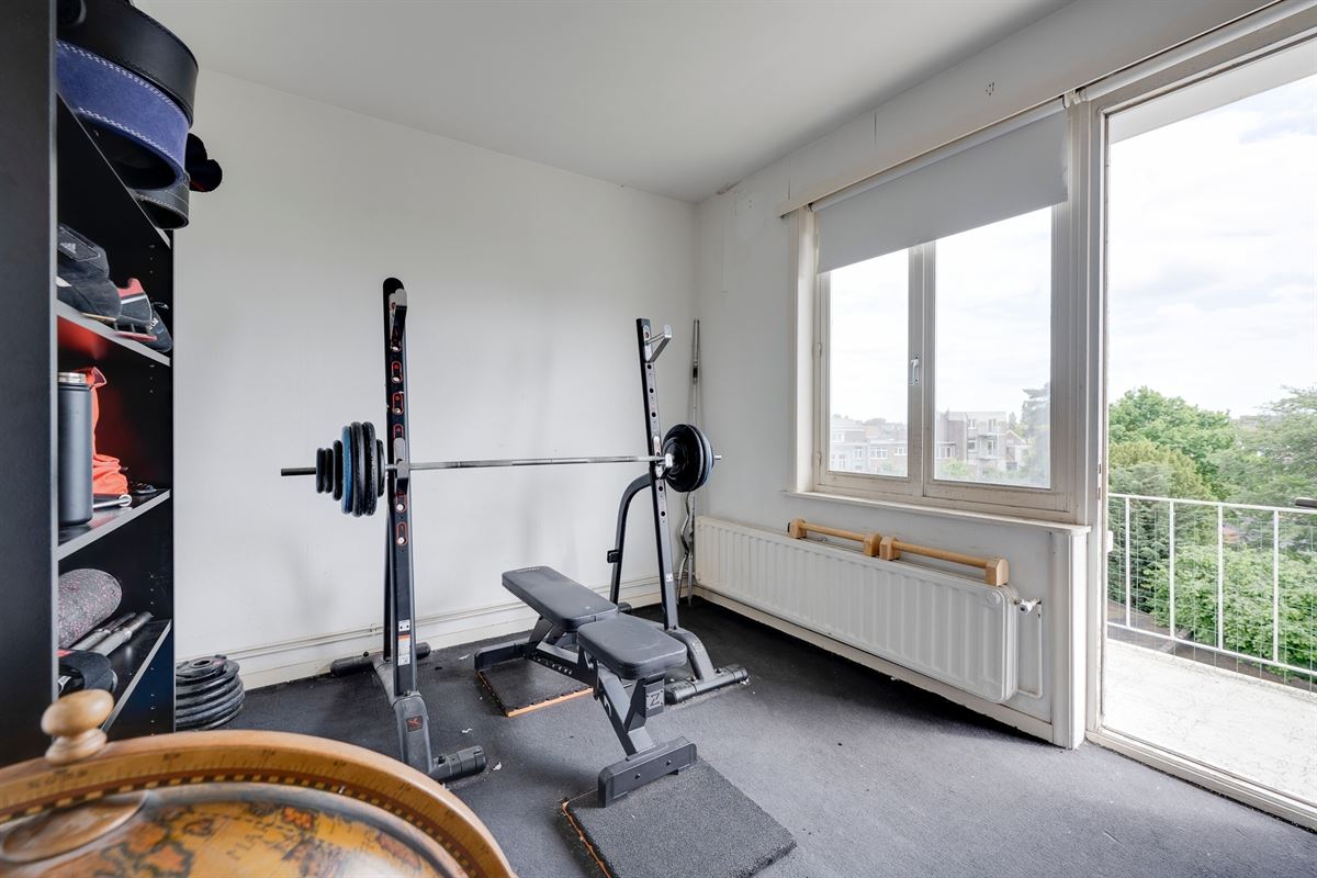 Lichtovergoten hoekappartement inclusief garagebox