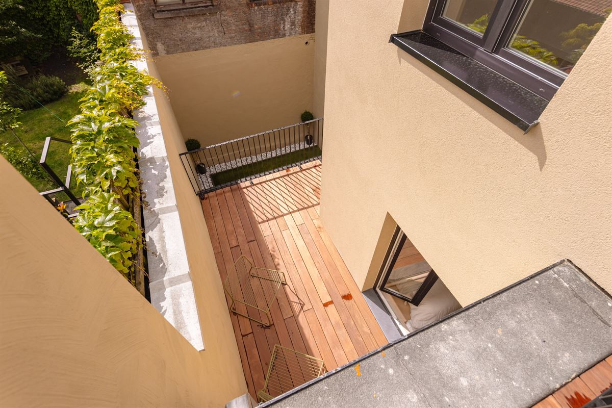 Energetisch gerenoveerd appartement met ruim terras