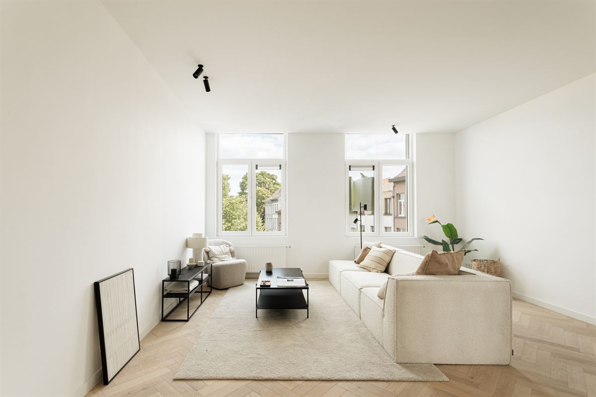 Energetisch gerenoveerd appartement met gezellig terras