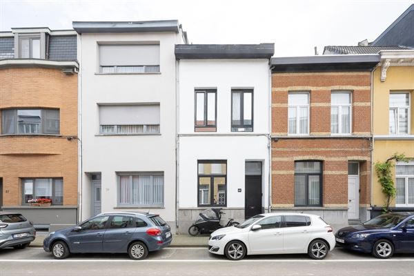 Karaktervolle woning uit het einde van de 19de eeuw