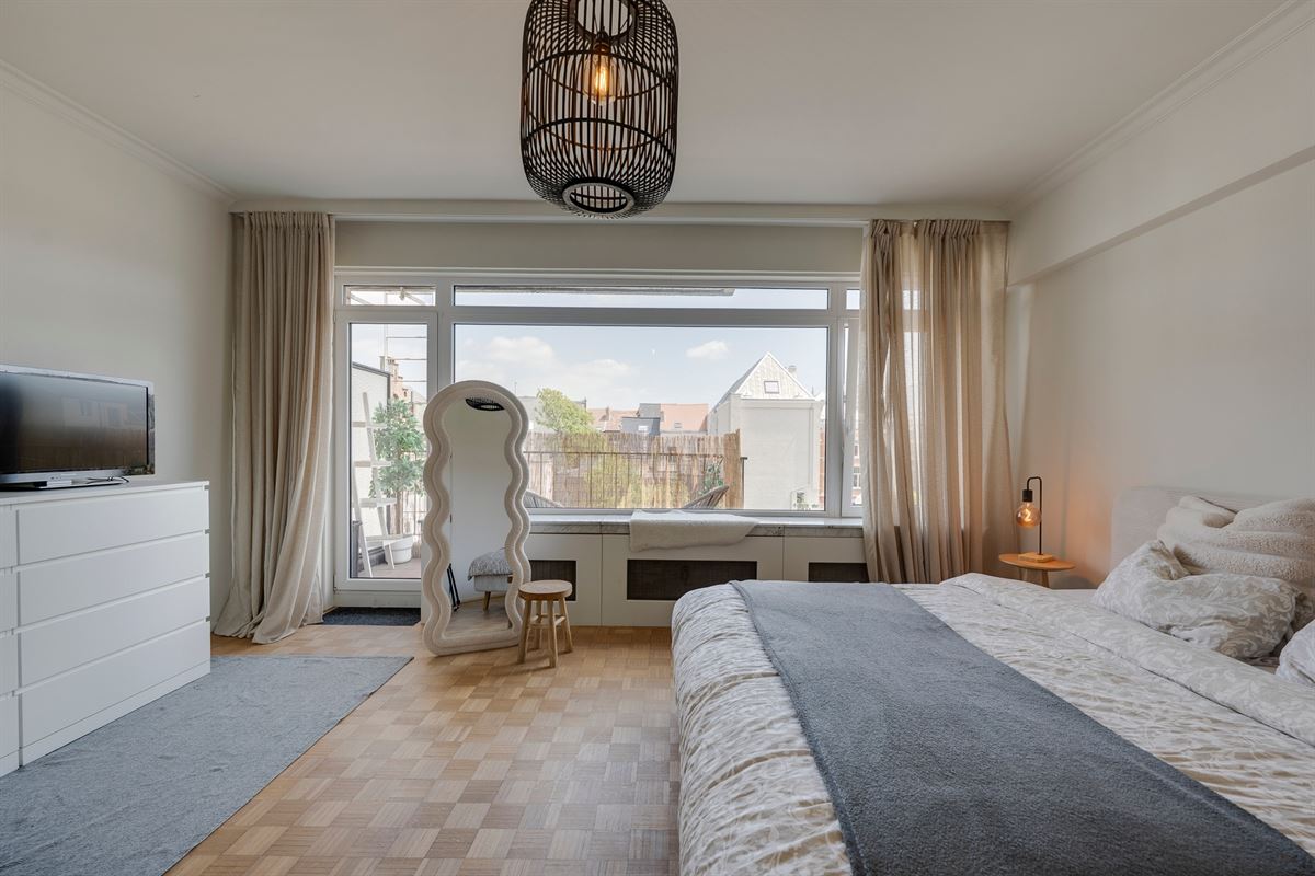 Stijlvol gerenoveerd stadsappartement met terras