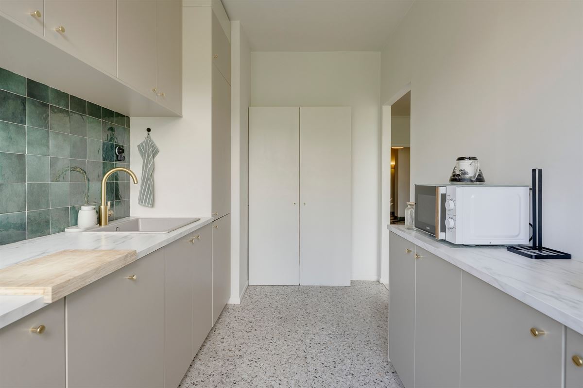 Stijlvol gerenoveerd stadsappartement met terras
