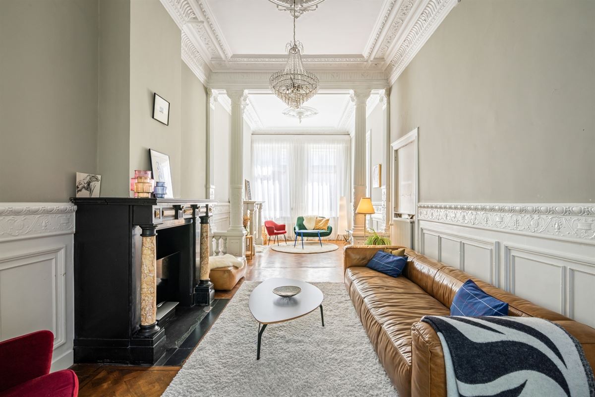 Statige neo-classicistische herenwoning met idyllische tuin