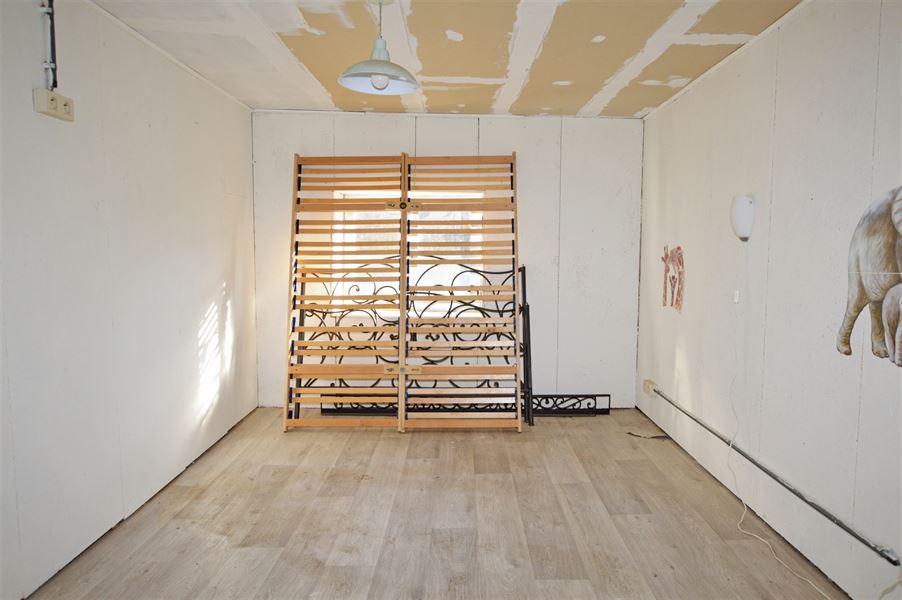 Maison avec grand garage