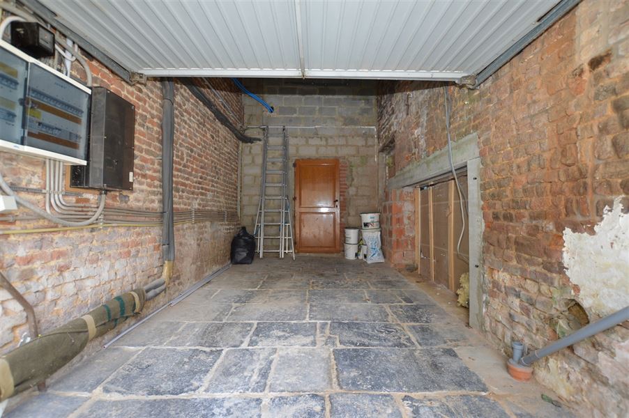 Maison villageoise avec piscine