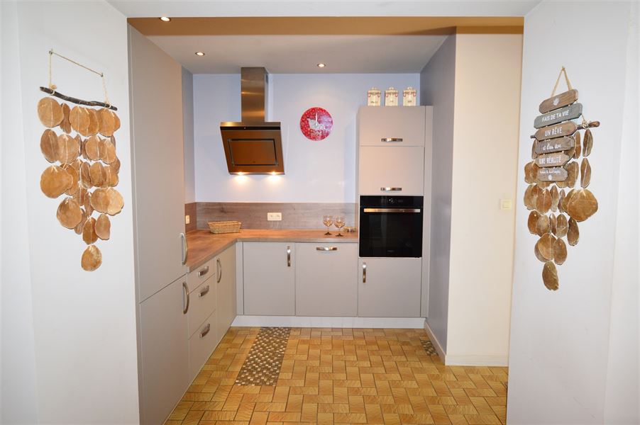 Maison villageoise avec piscine