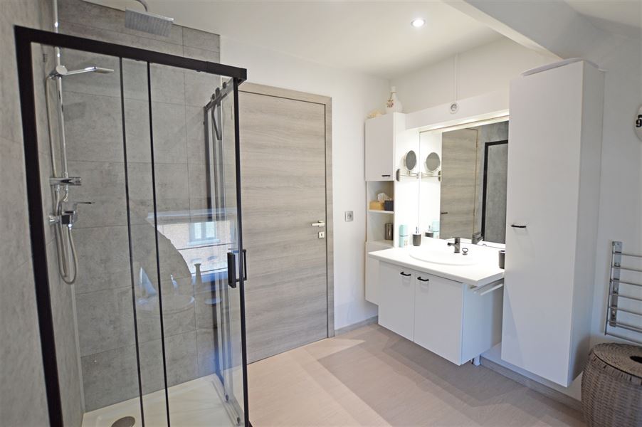 Maison 4 façades rénovée