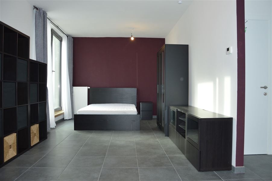 Studio avec terrasse