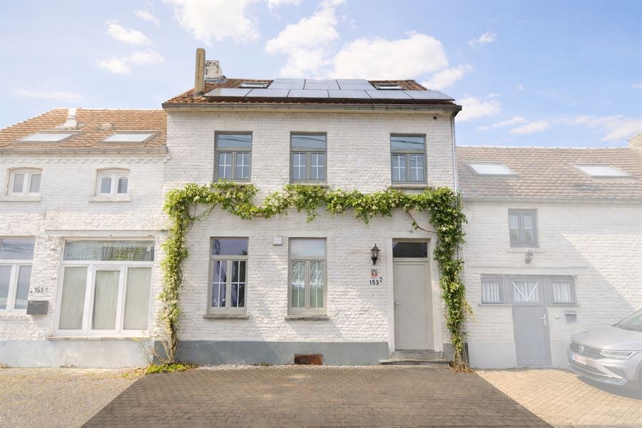 Maison avec jardin et piscine