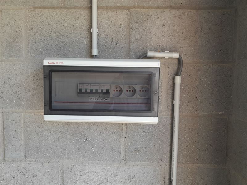 Ensemble de 10 garages