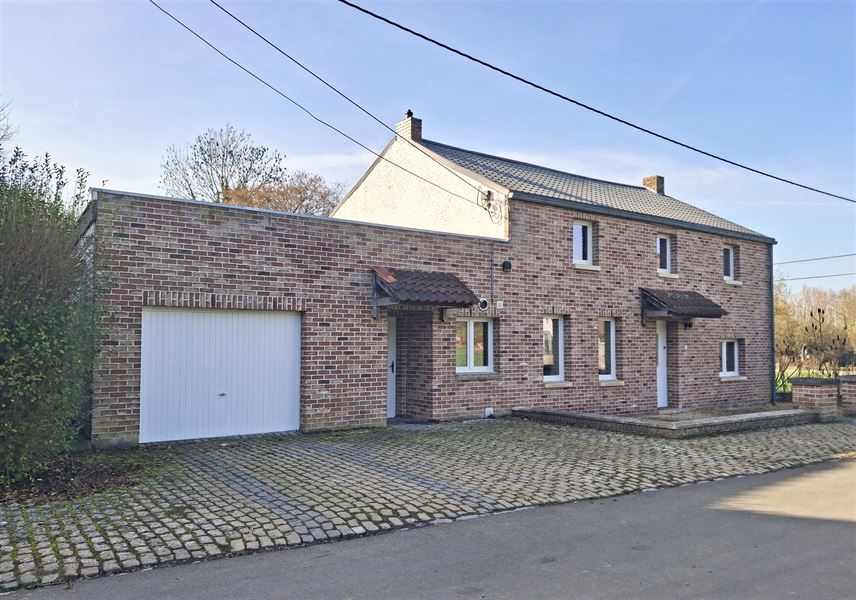 Maison villageoise 4 façades