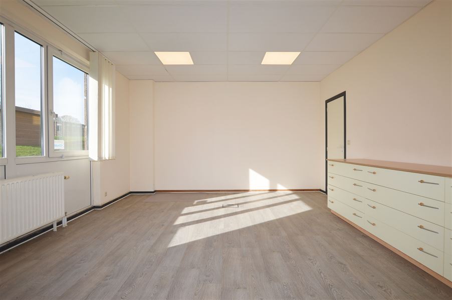 Bureaux avec espaces partagés