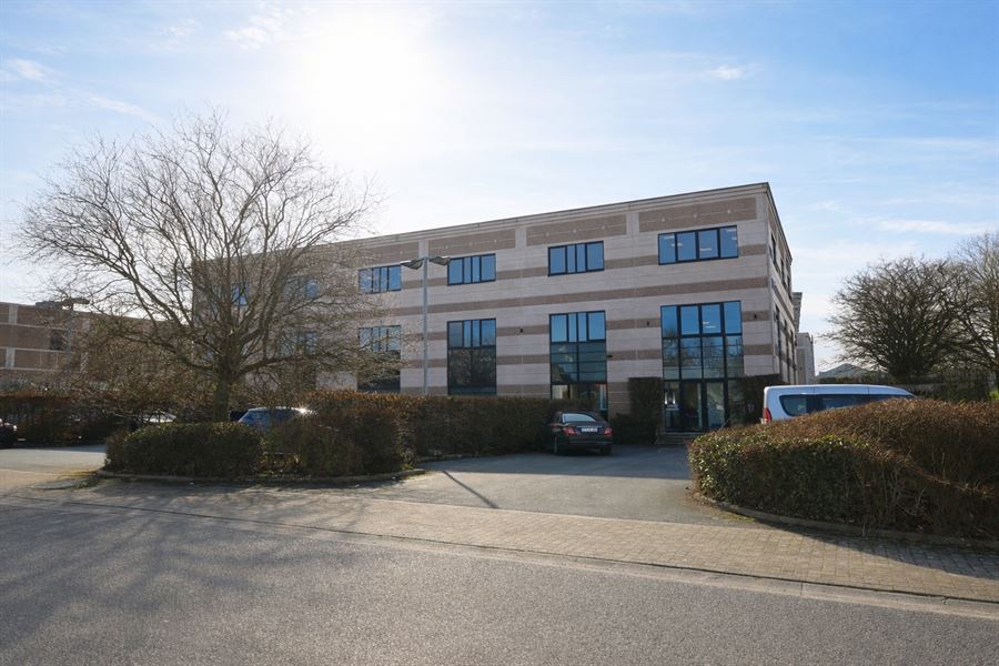 Bureaux avec espaces partagés