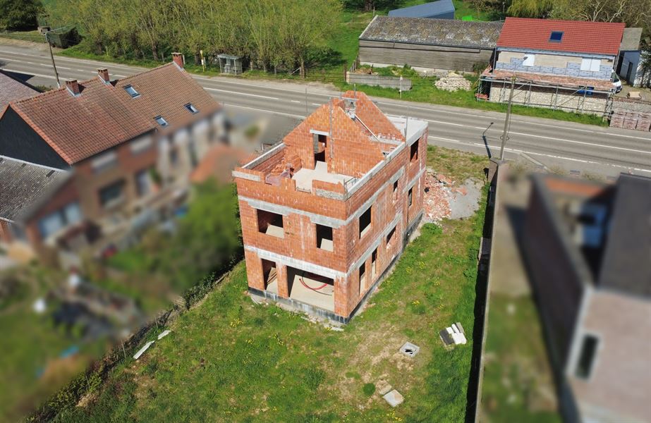 Villa (Gros-Oeuvre)