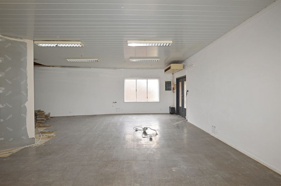 Commerce / Bureaux