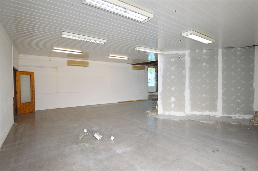 Commerce / Bureaux