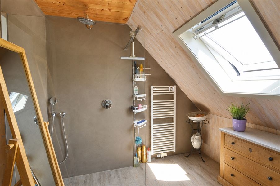 Propriété avec studio et bureaux