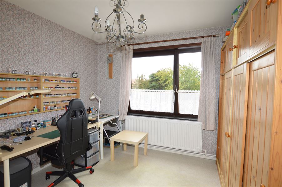 Charmante maison 3 façades avec garage
