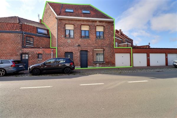 Vaste maison à rénover