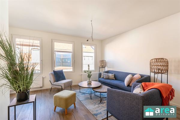 VERKOCHT! - Gerenoveerde duplex met 3 slaapkamers nabij het centrum!