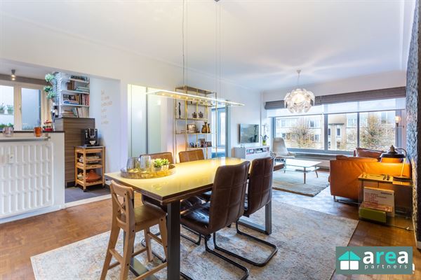 VERKOCHT! - Perfect instapklaar appartement op de 3de verdieping bij het Rivierenhof!