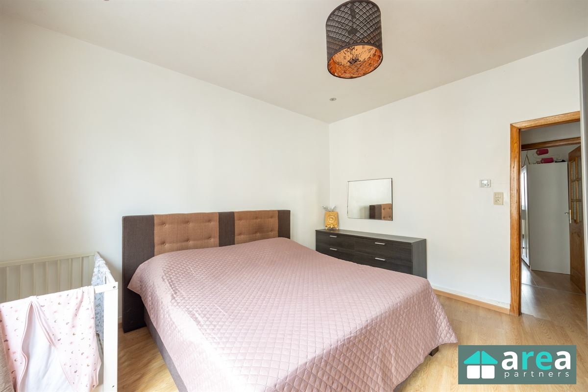 Woning met 4 slpk en koer!