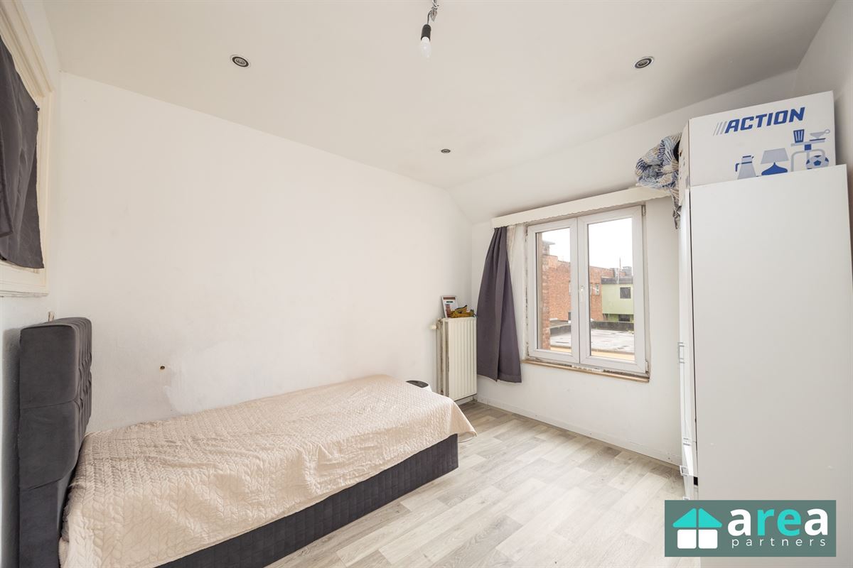 Woning met 4 slpk en koer!