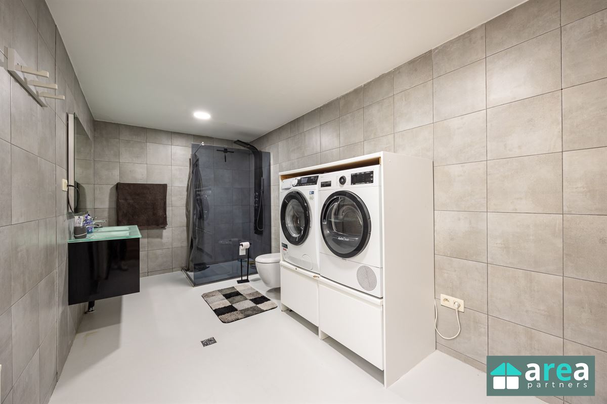 Moderne en Ruime woning met 4 slaapkamers!
