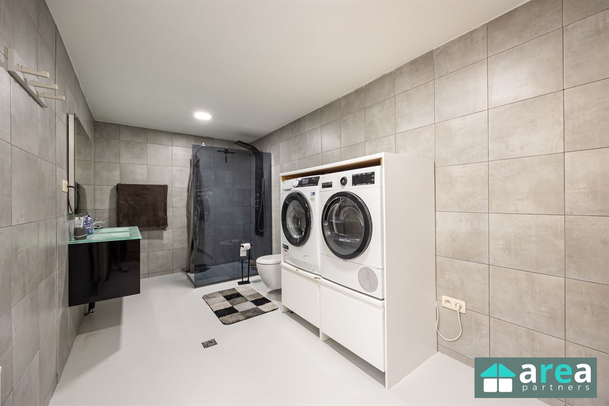 Moderne en Ruime woning met 4 slaapkamers!