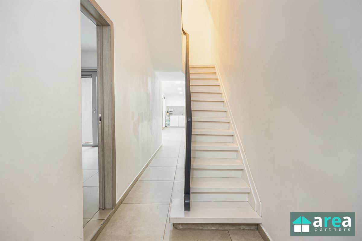 Moderne en Ruime woning met 4 slaapkamers!
