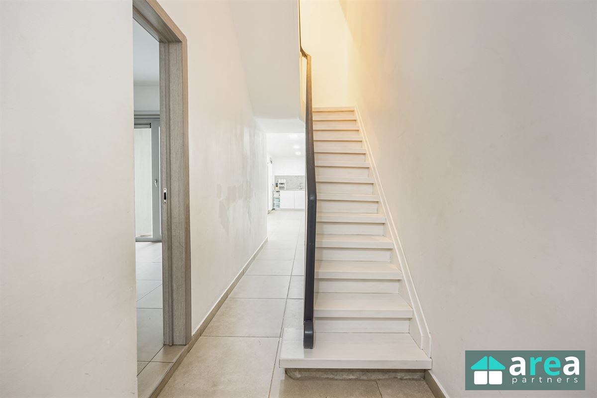 Moderne en Ruime woning met 4 slaapkamers!