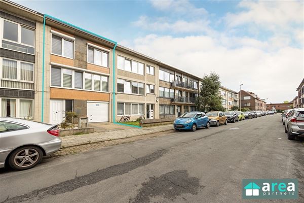 VERKOCHT! - Ruime en instapklare bel-étage met 4slpk en tuin!