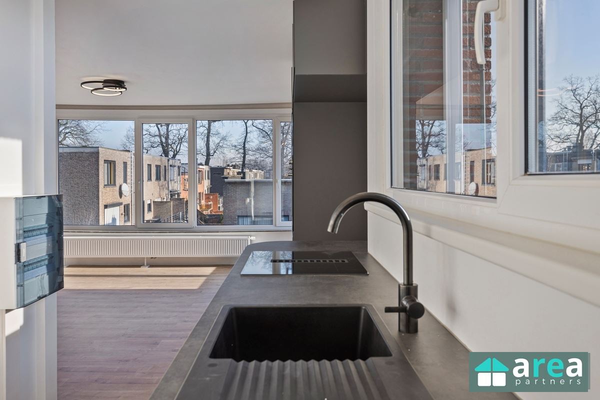 Volledig gerenoveerd 2-slpk- appartement!
