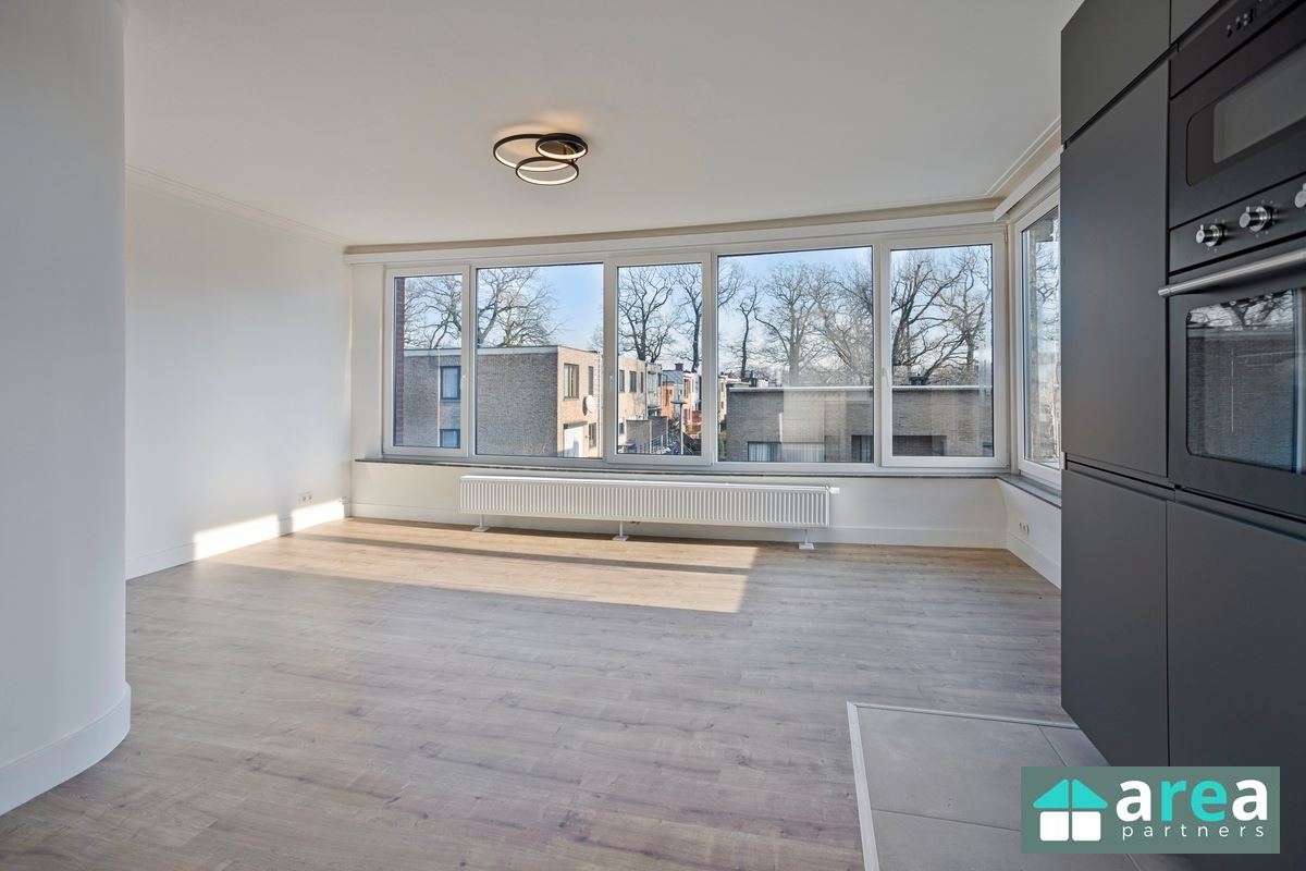 Volledig gerenoveerd 2-slpk- appartement!