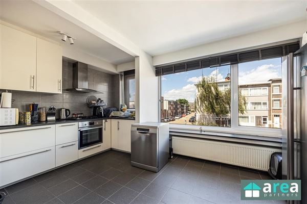 Instapklaar appartement te Deurne- Zuid