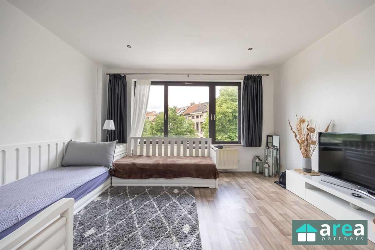 Gezellige woning met garage aan het Krugerplein!