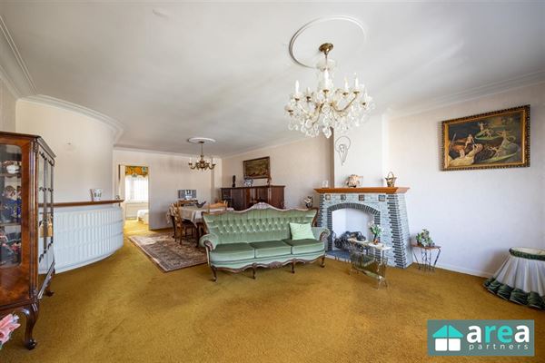 Op te frissen 2-slpk- appartement
