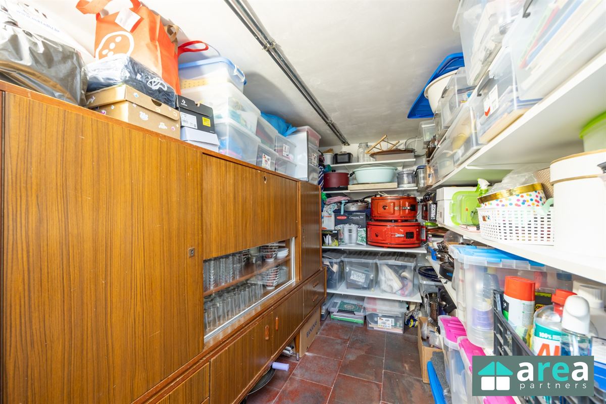 IN OPTIE! - Instapklare woning met garage en ruime tuin!