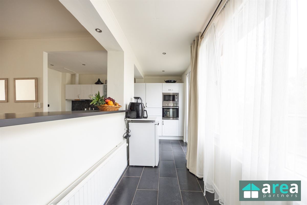 IN OPTIE! - Instapklare woning met garage en ruime tuin!