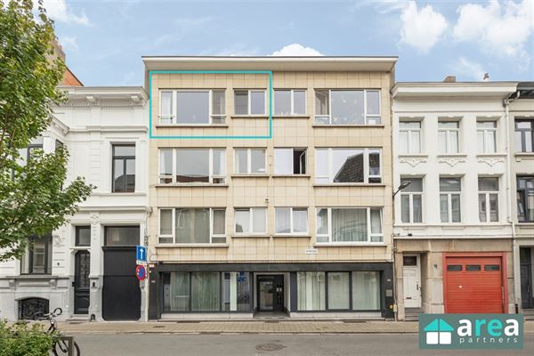 Instapklaar 2 slpk appartement met terras op toplocatie!