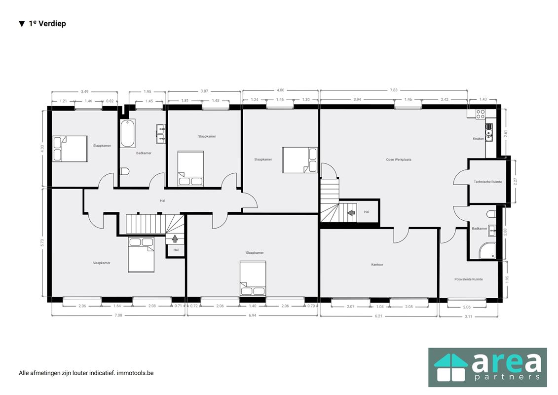 Villa met bedrijfspand in industriezone