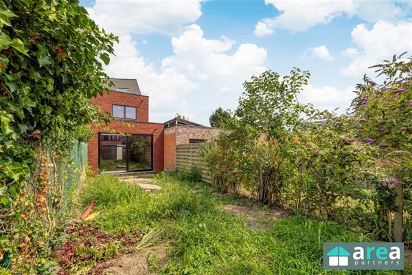 Casco gezinswoning met tuin op toplocatie in Schoten