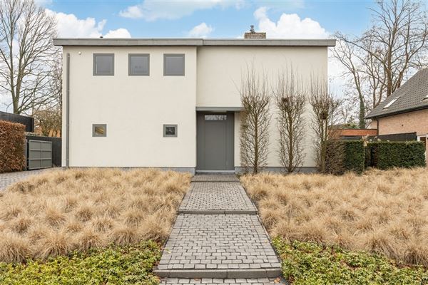 Instapklare energiezuinige woning op toplocatie!