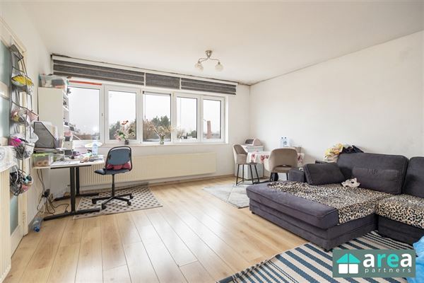 Ruim appartement met 2 slaapkamers en terras!